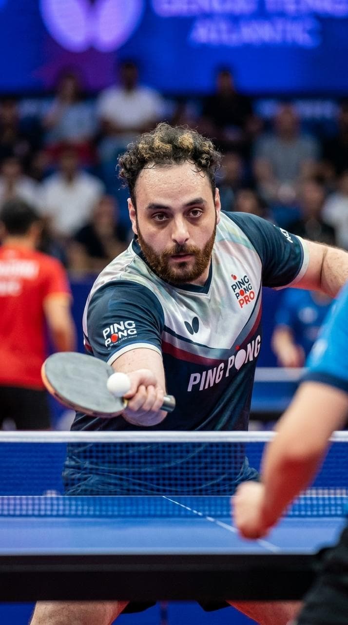 Hamza Ezzo coaching a table tennis session
